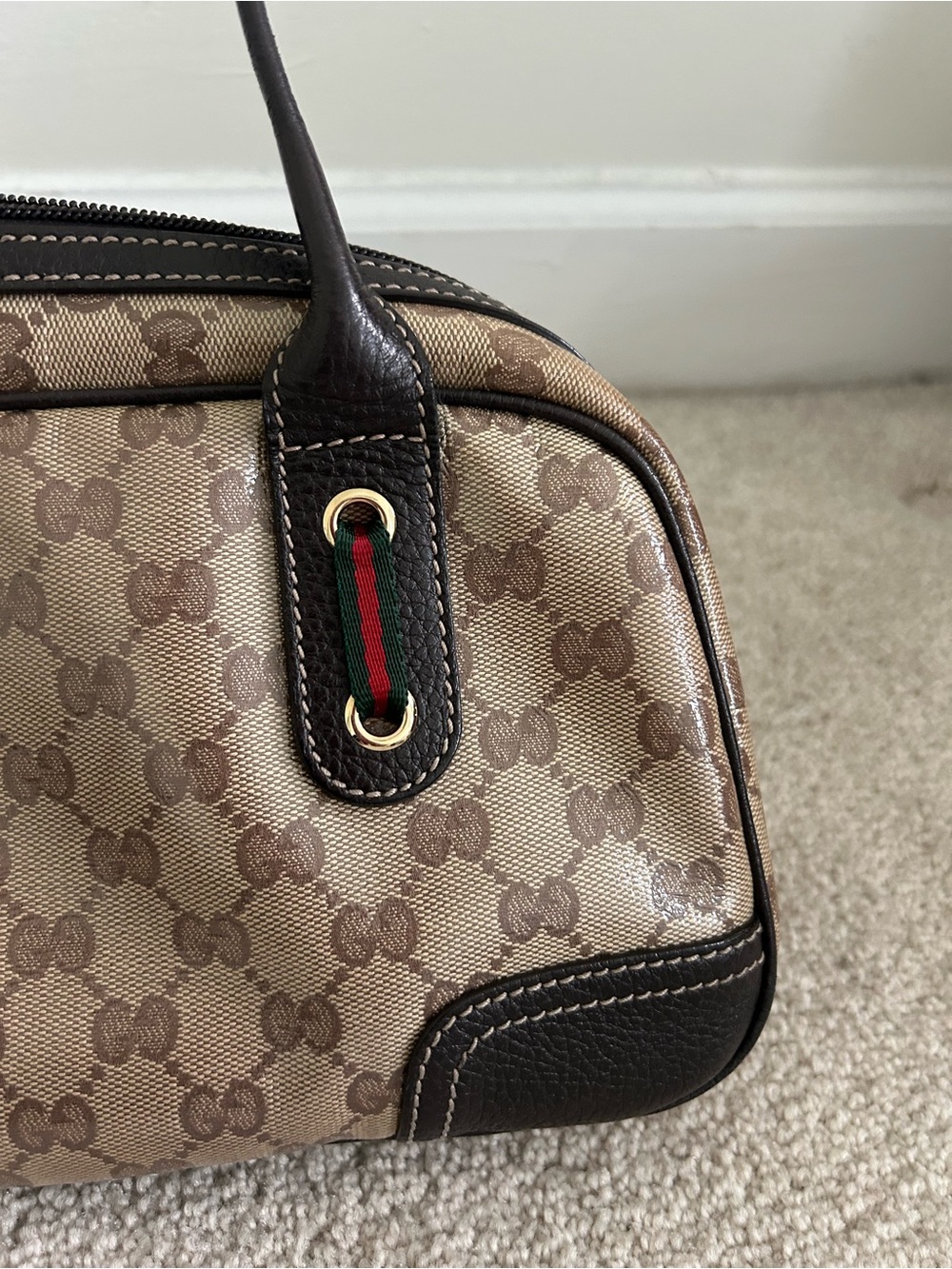 Gucci Beige-Brown GG Canvas Shoulder Bag with Dark Brown Trim - Picture 5 of 10